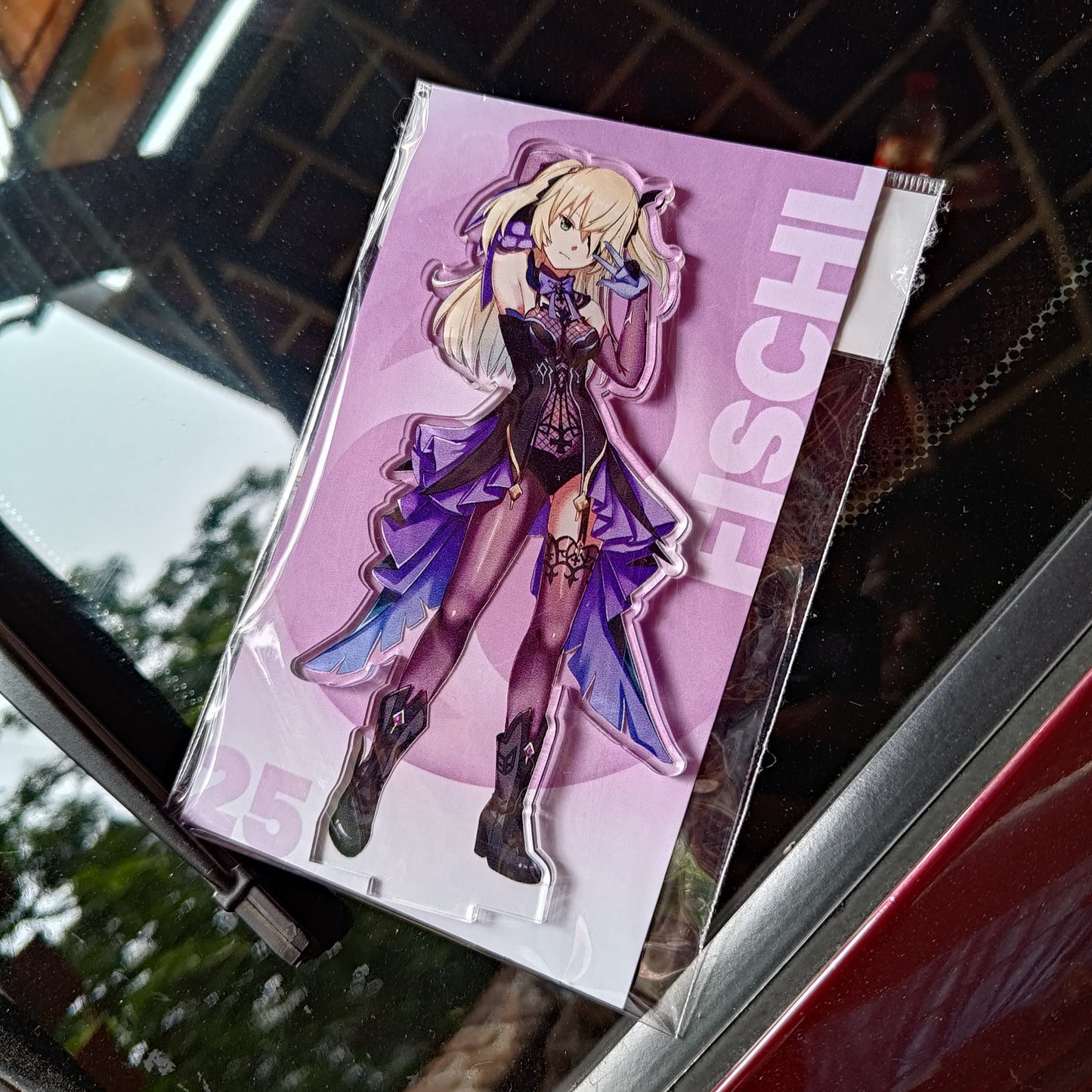 Fischl - Acrylic Standee